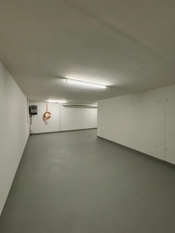 Hochwertig ausgebaute Bürofläche an zentraler Lage - sofort bezugsbereit – Foto 7 von 11