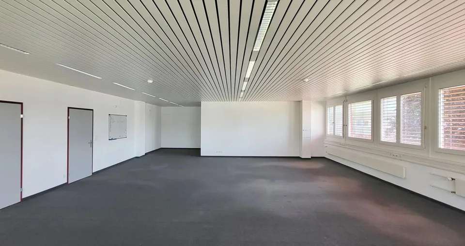"1'101 m² Bürofläche in Wetzikon zu vermieten"