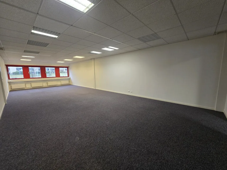 Bureau de 57m² - Idéalement situé à Gland