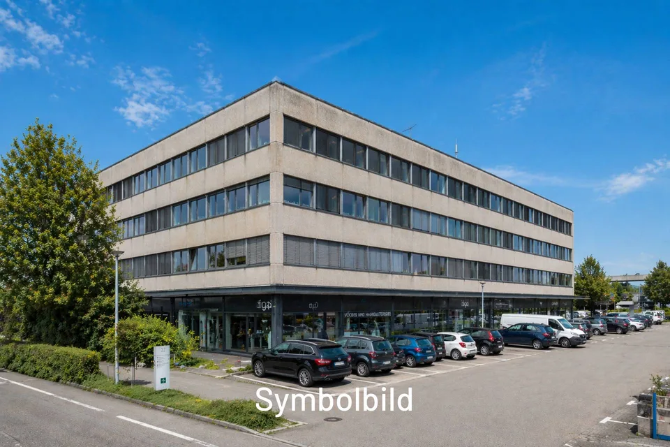 Büroflächen beim Brüttiseller-Kreuz - Guter Autostandort und viele Parkplätze