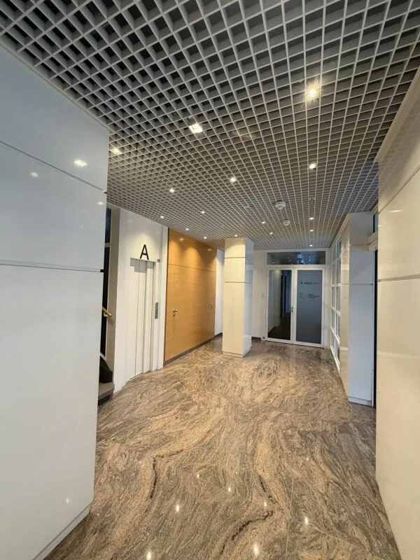 Uffici di alta qualità di 202m² nel cuore di Losanna! – foto 8 di 10