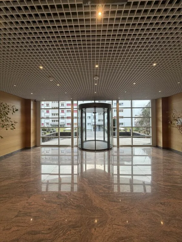 Uffici di alta qualità di 202m² nel cuore di Losanna! – foto 7 di 10
