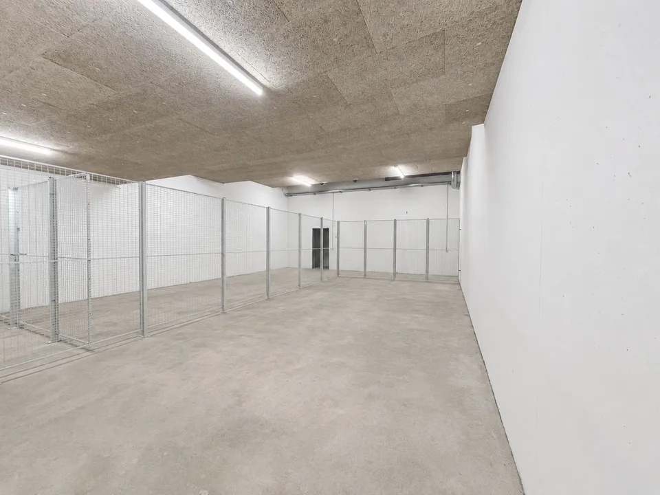 "Hohe Lagerflächen im Untergeschoss in Root! - jetzt ab 50 m²"