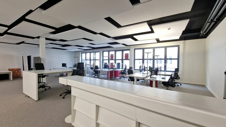 Vaud Büros 183 m² gehobener Standard zu vermieten, renoviert in unmittelbarer Nähe von Saint-François!