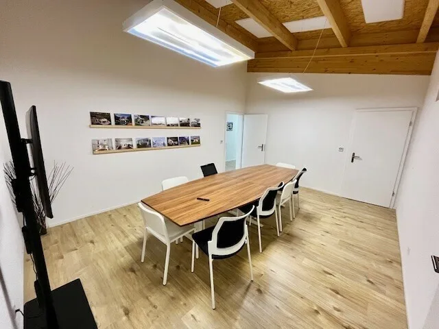Spacieux open space à louer (2 bureaux) – photo 6 sur 6