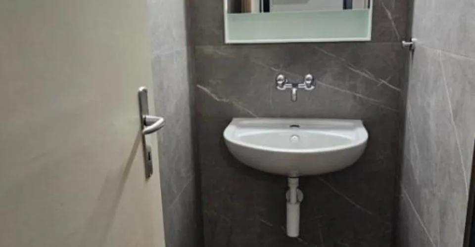 Gemischt genutztes Gebäude 3 Zimmer