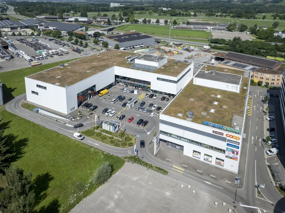 Espace commercial de 100 à 600 m2 pour coiffure, beauté et santé au Allmendcenter Frauenfeld