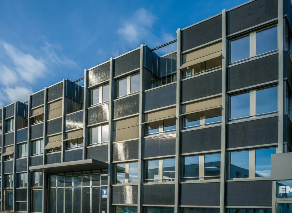 Aussergewöhnliches Bürokonzept 857 m² in Hagendorn!