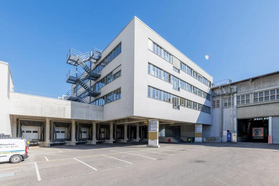 Vielfältige Nutzungsfläche in Basel - Flexibel und Praktisch!
