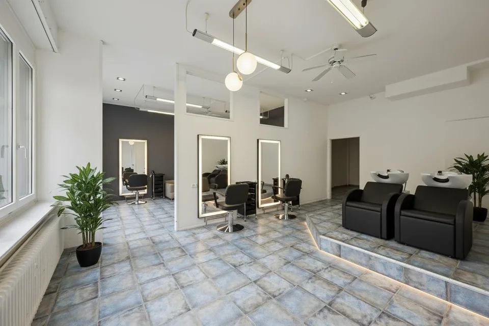 Spazio commerciale attraente - Ex salone di bellezza in buona posizione