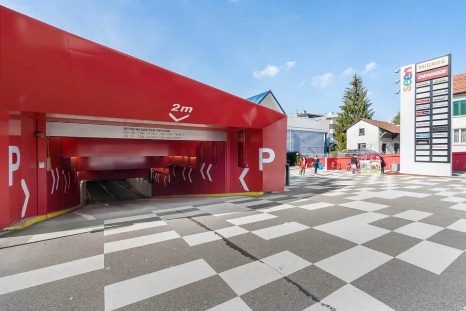 Spazi commerciali attraenti nel centro commerciale Shopping Seen, Winterthur