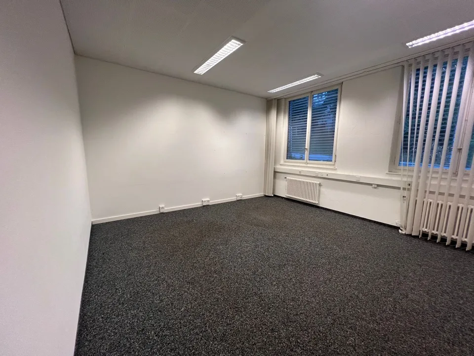 Günstige Gewerbe, Lager- &amp; Büroräumlichkeiten ab 10m2 zu vermieten