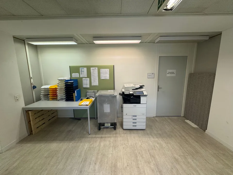 Zentrale Büro- und Gewerbefläche mit Blick auf die Aare