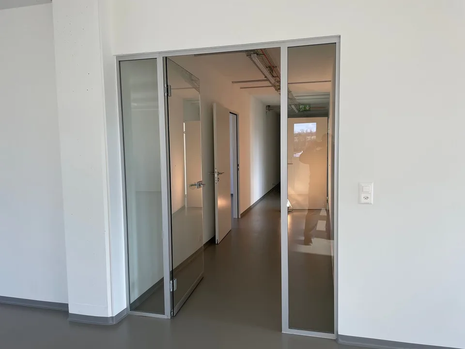Büro-, Gewerberaum mit 85m2 im Flughafengebiet Rümlang zu vermieten ab sofort