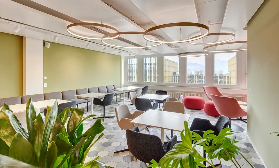Eckbüro mit Charme – Platz für Ihr Team bis 7 Personen