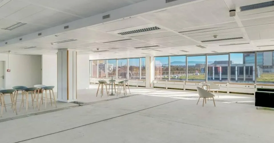Office 1 room