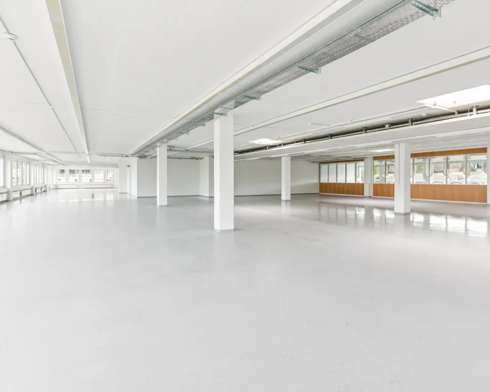 Indirizzo commerciale/ufficio attraente a Rotkreuz