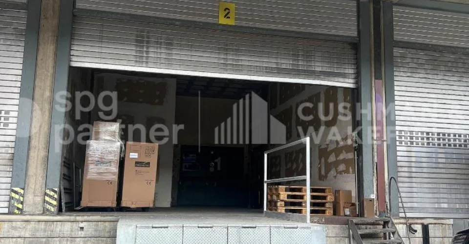 Warehouse – photo 7 of 12