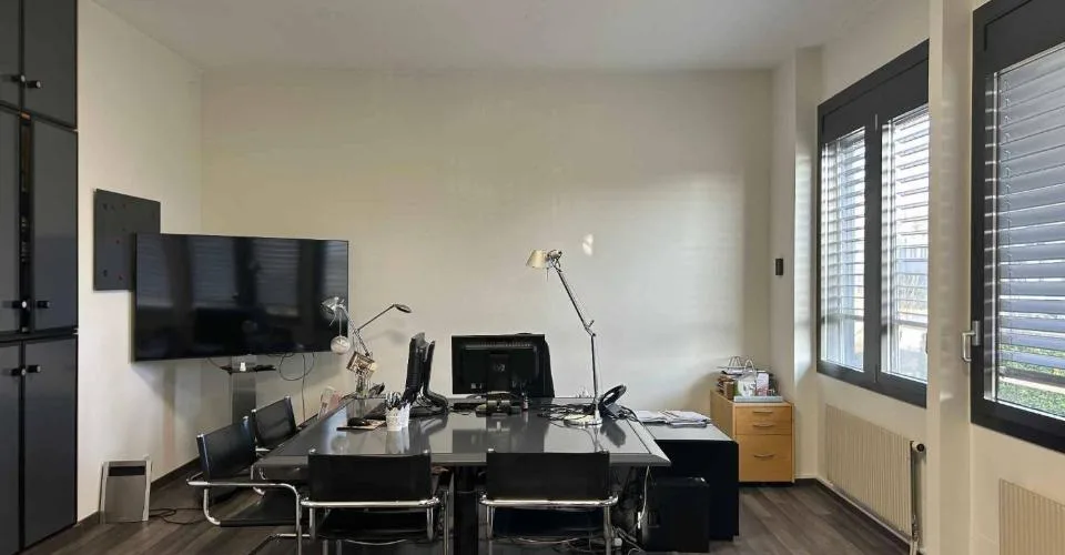 Bureau 1 pièce