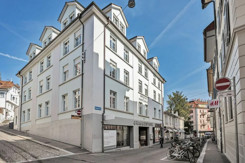 Arbeiten über den Dächern von Luzern!