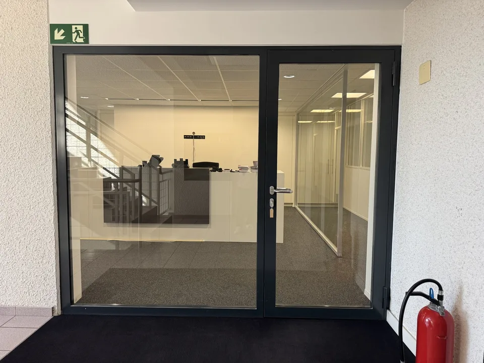 Bureaux rénovés clés en main  Disponibles immédiatement