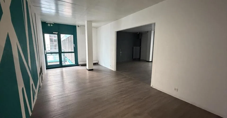 Bureaux modulables d'environ 881m2 sur 2 niveaux – photo 6 sur 10