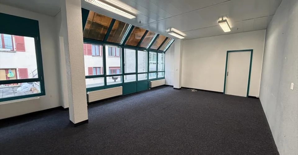 Bureaux modulables d'environ 881m2 sur 2 niveaux – photo 9 sur 10