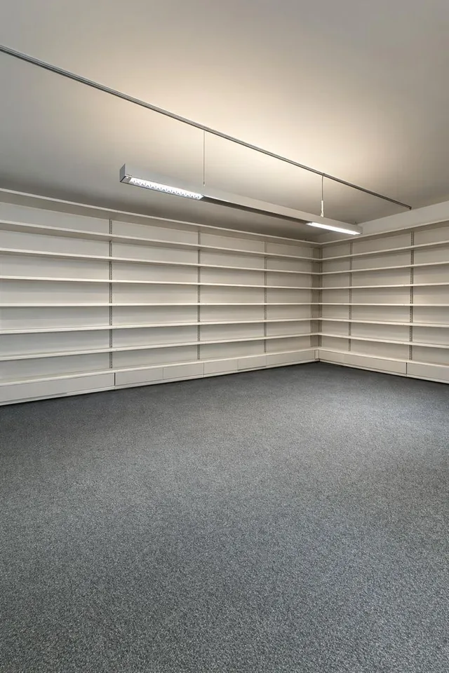 "117 m² vollausgebaute Bürofläche - mitten in Brugg!!"