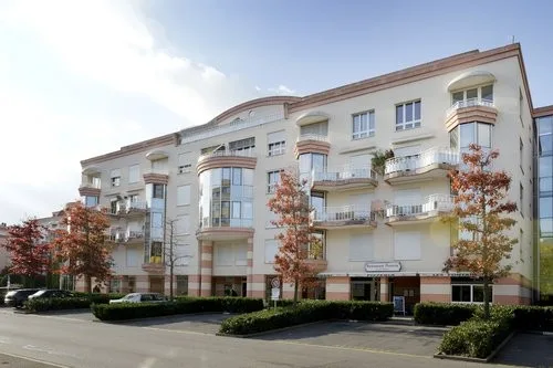 A saisir ! Grande surface commerciale à Nyon