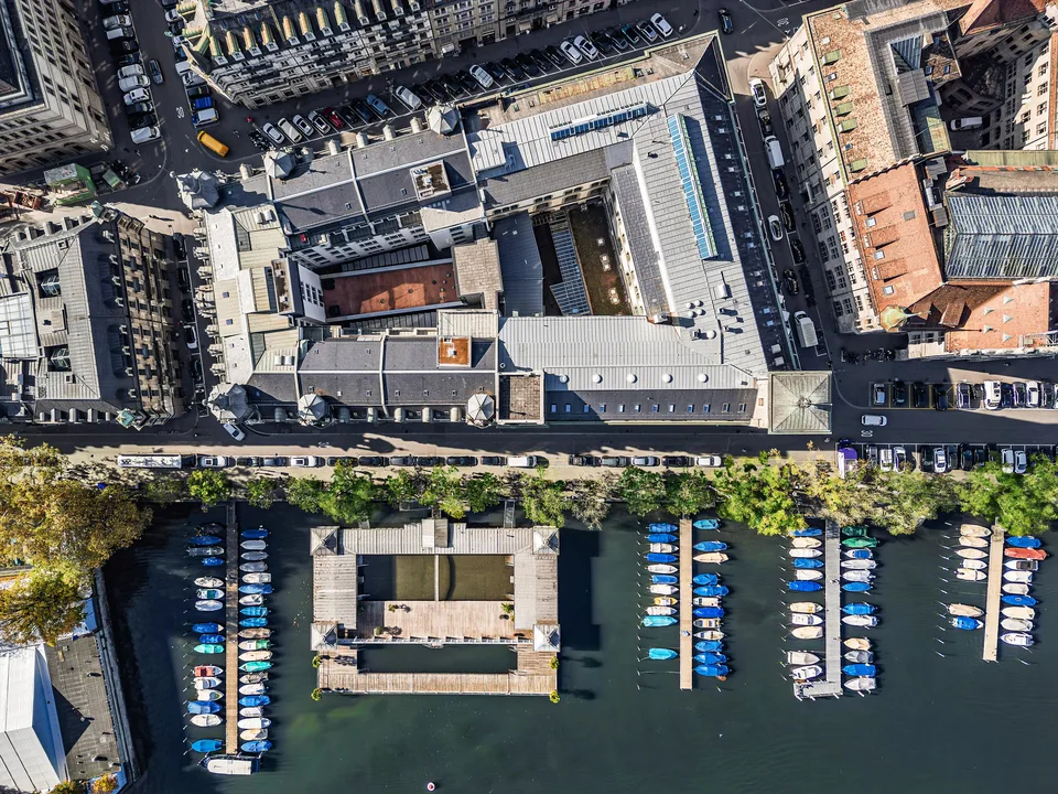 Spazio ufficio esclusivo con area galleria unica
