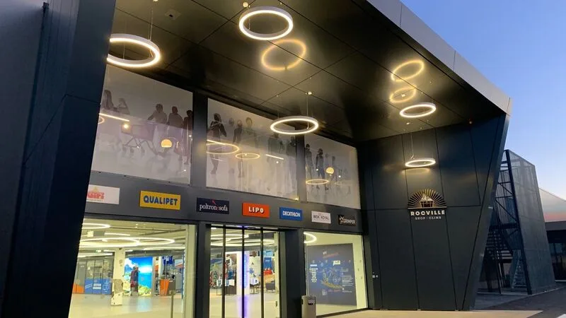 Gewerbefläche 1280m2 - Einkaufszentrum Rocville - Villeneuve