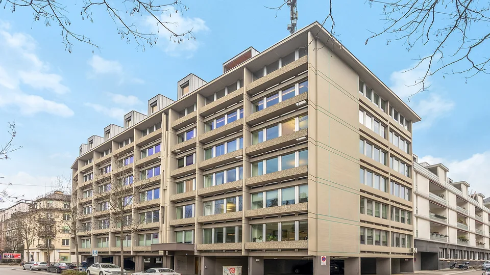 Vollausgebaute Bürofläche mit einzigartiger Seesicht
