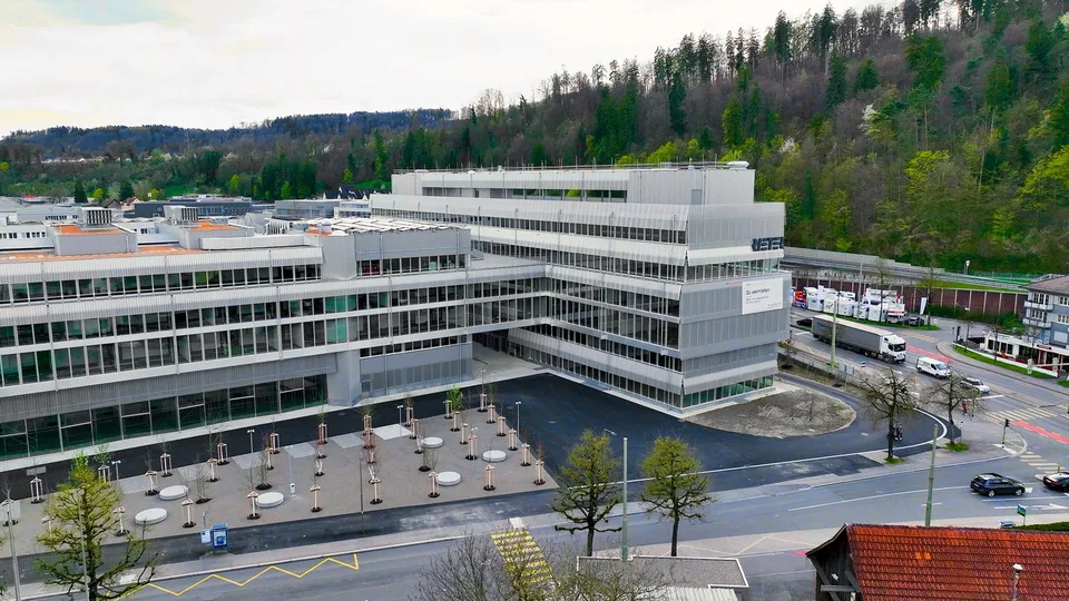 Erstvermietung von attraktiven Gewerbeflächen CAMPUS / Parkplätze vorhanden