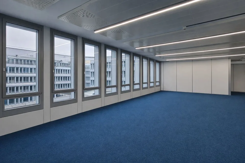 220 m² Open Space avec 3 bureaux individuels !