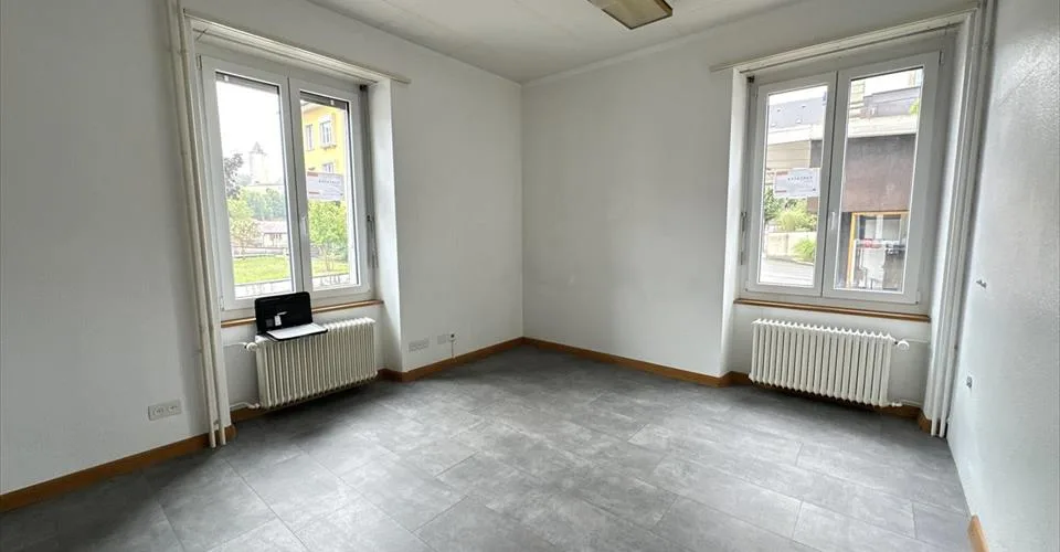 Büro 4 Zimmer