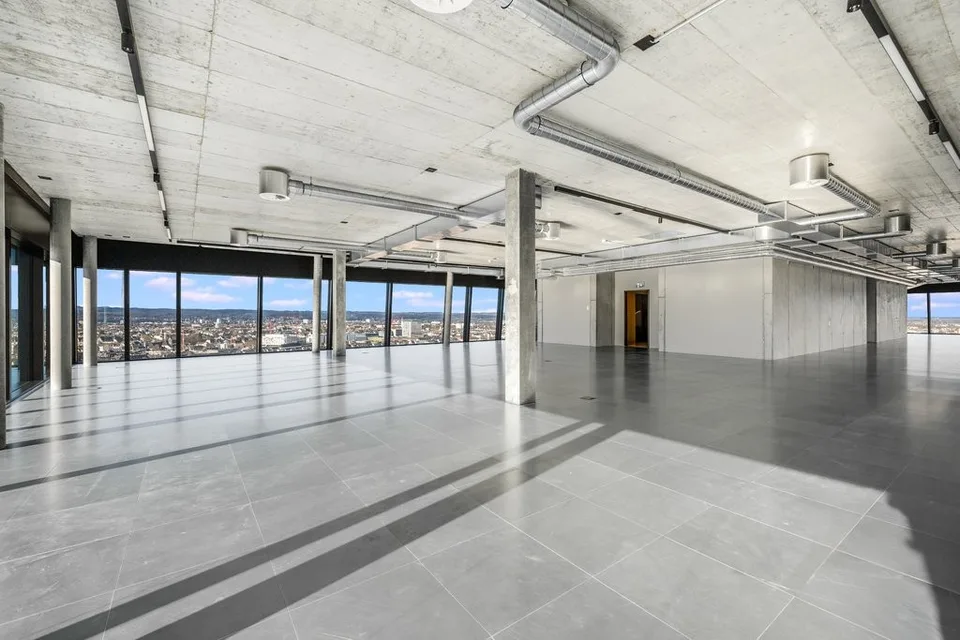 Exklusive Fläche im 29. OG des Claraturms mit 360-Grad-Panoramablick