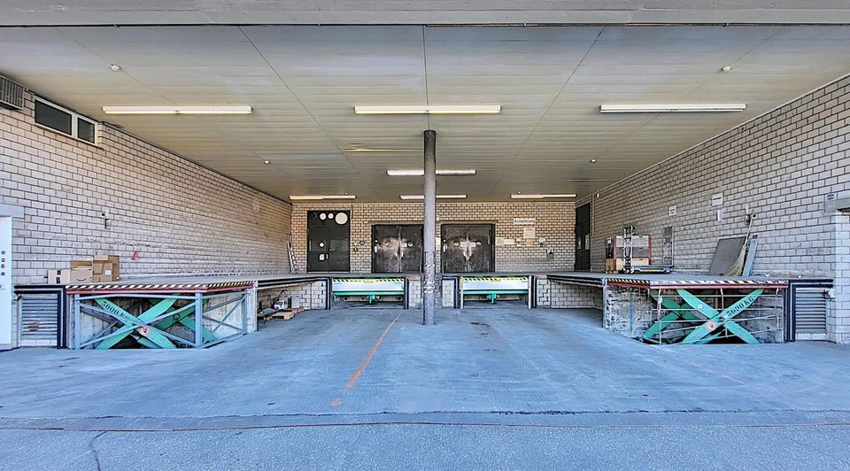 Seltene Gewerbe-/Produktionsfläche im Erdgeschoss!