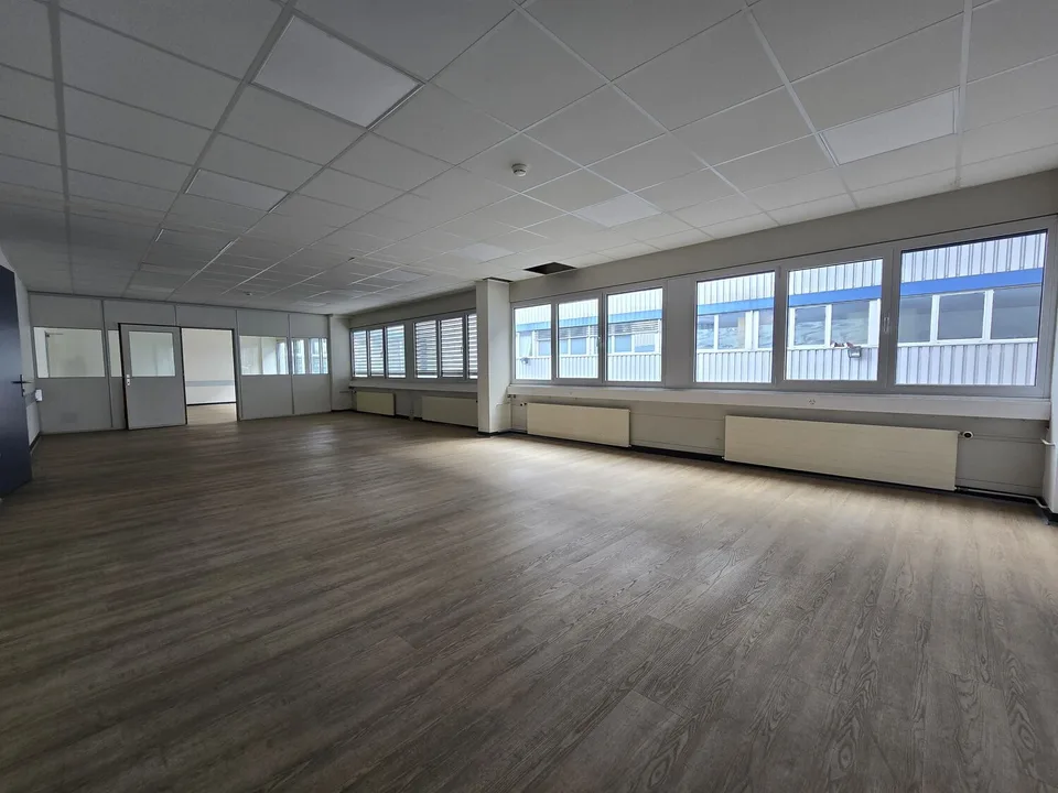 Bureau 218m2 – Proche Autoroute/Gare – Yverdon-les-Bains
