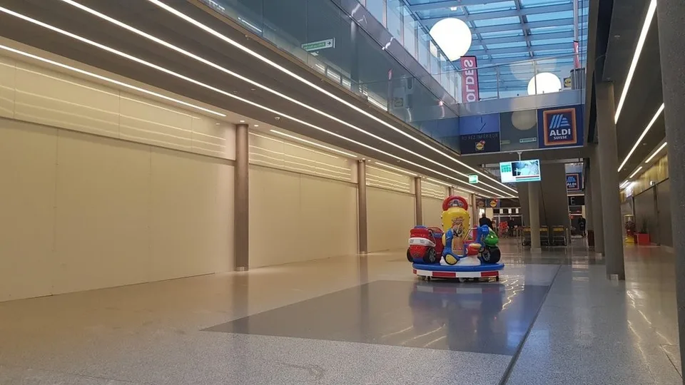 Stabilisciti in un centro commerciale urbano di qualità