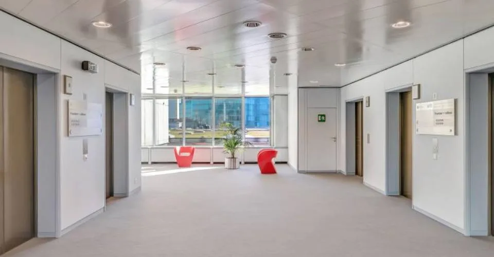 Office 1 room