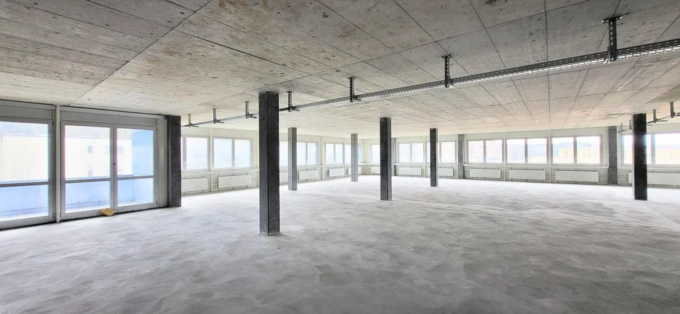 Spazio commerciale flessibile - ideale per produzione e logistica