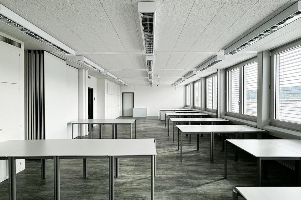 modern ausgebaute Büro-/Gewerbefläche an Hauptachse Winterthur's