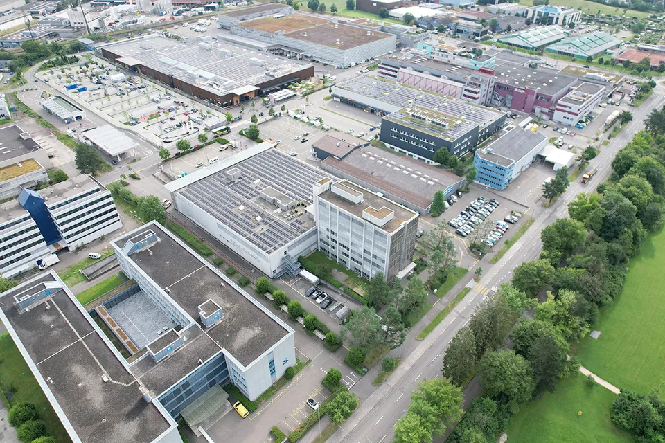 Spazio per uffici/commerciale moderno sviluppato sull'asse principale di Winterthur
