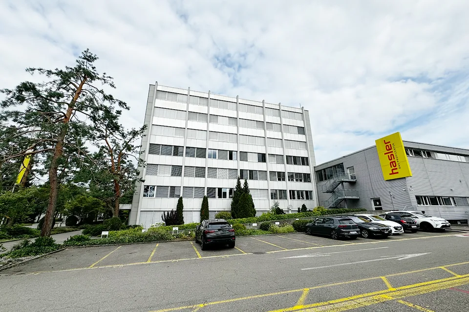 Spazio per uffici/commerciale moderno sviluppato sull'asse principale di Winterthur