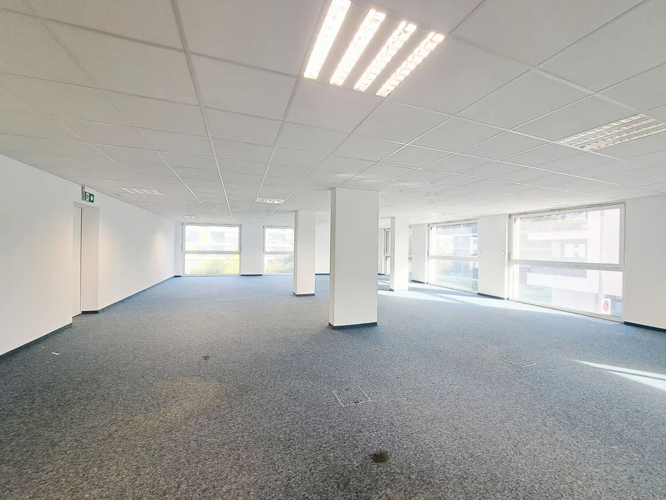 Moderne Büros im Herzen von Yverdon – 270m² – 2 erste Mietzahlungen gratis