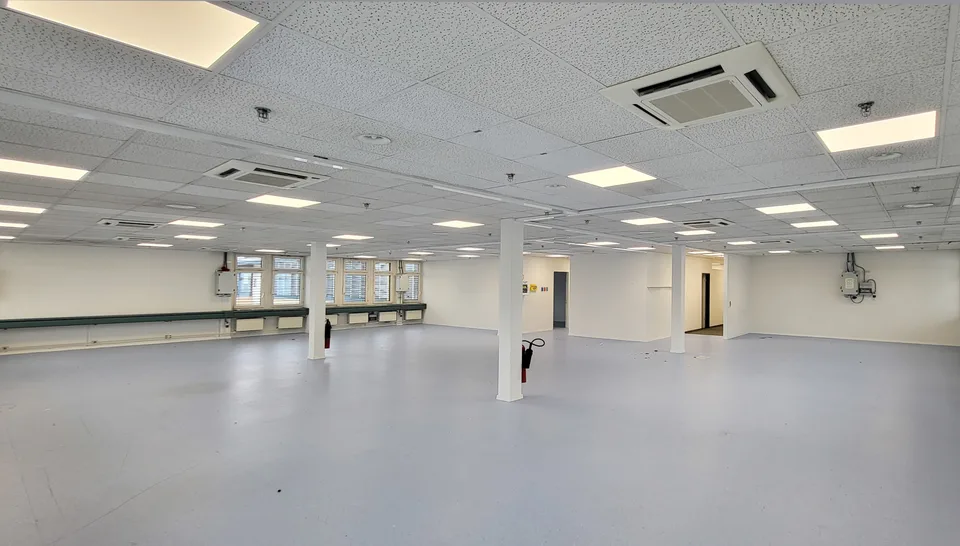 362 m² Spazio Commerciale nel Campus Mägenwil!