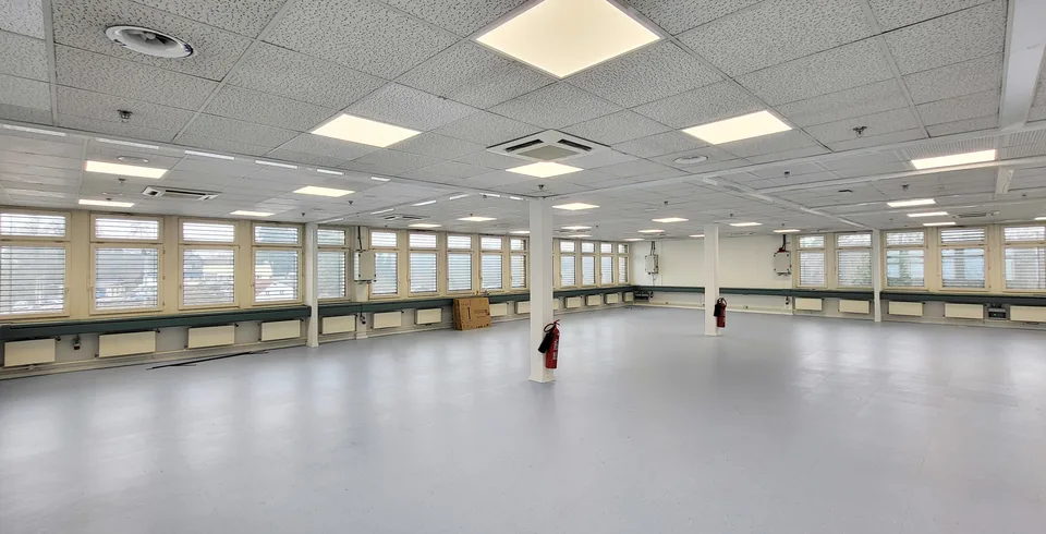 362 m² Spazio Commerciale nel Campus Mägenwil!