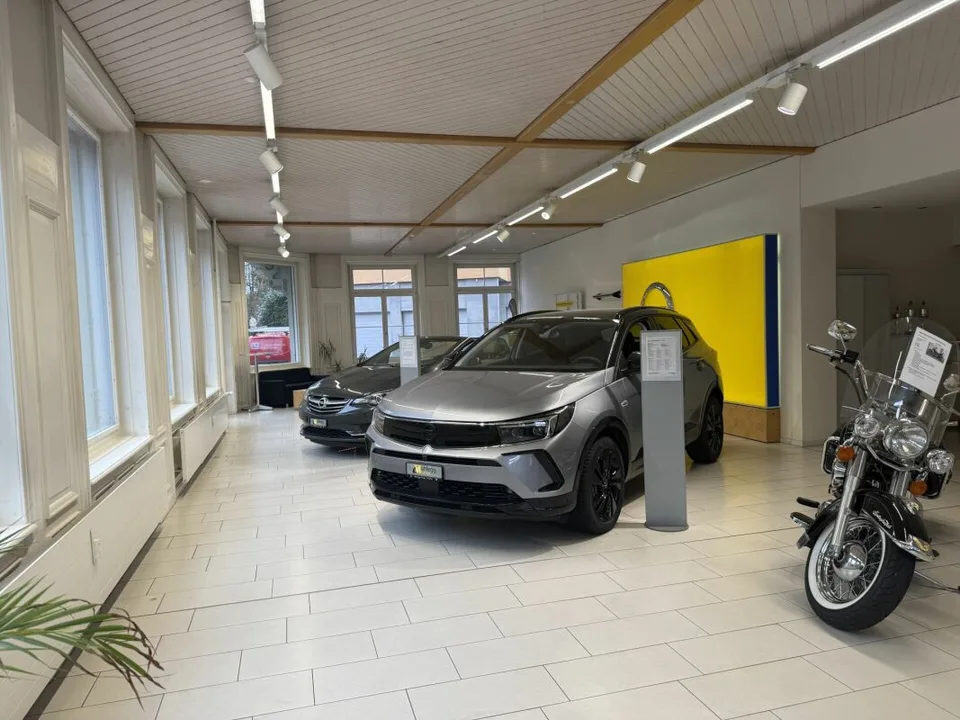 Werkstatt / Showroom zu vermieten