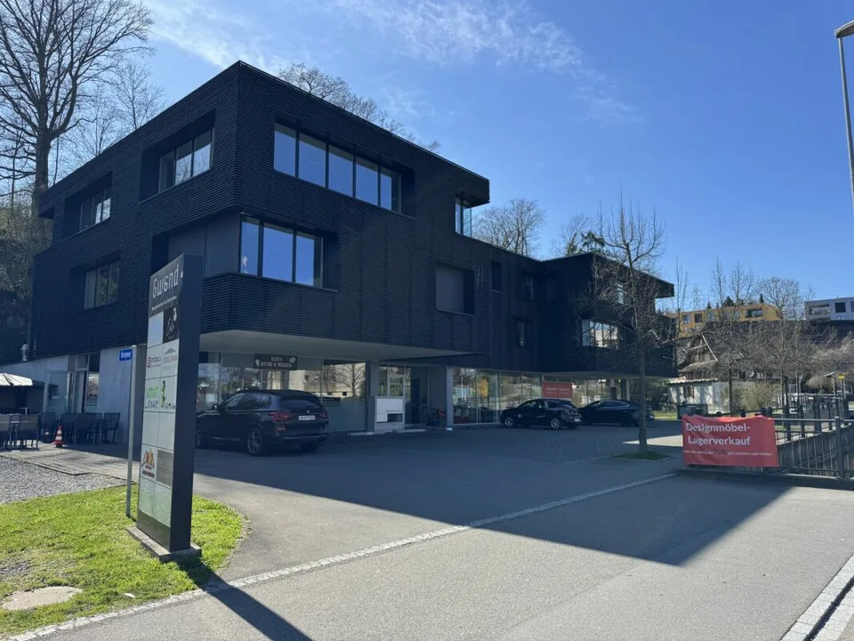 Prêt pour votre entreprise - Espace commercial flexible de 86 m² avec vitrine