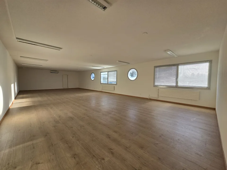 Exzellente Lage – Atelier – 95m² – Crissier
